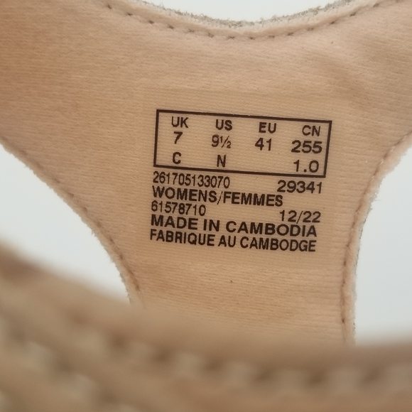 NWOT Clarks April Cove Sandals Blush Leather Cuir Beige Rose, Women's 9.5, SOFT! - Picture 6 of 13